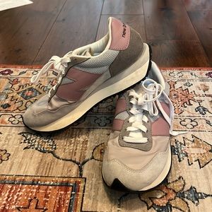 New Balance 237, Womens Size 8, Gray & Mauve